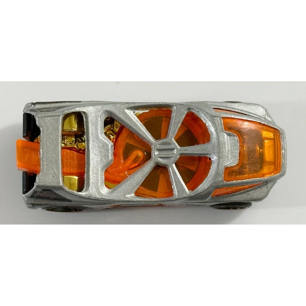 Hot Wheels Jet Threat 4.0 Kids‎ 1:64 Silver Orange 2011 Diecast Race Car 25